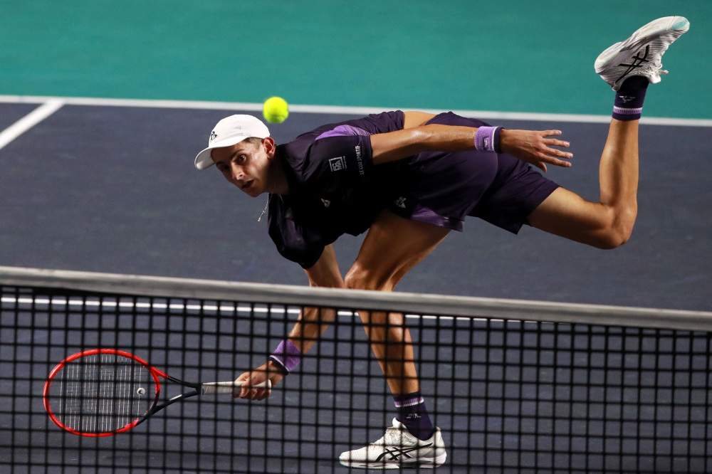 球场上的每 球场上的每